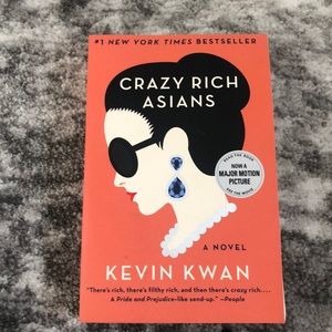 Crazy Rich Asians - paperback